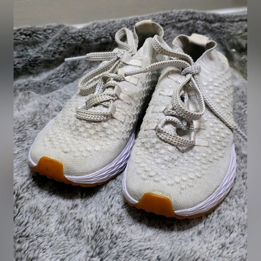 Sz 8 • NOBULL Women's Shoes - Picture 3 of 4